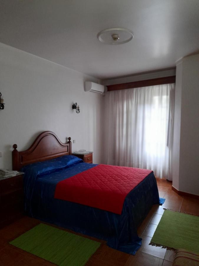 Residencial Das Trinas 2 Guimarães Екстериор снимка